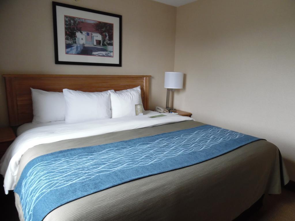 Comfort Inn & Suites Presidential Little Rock Exterior photo